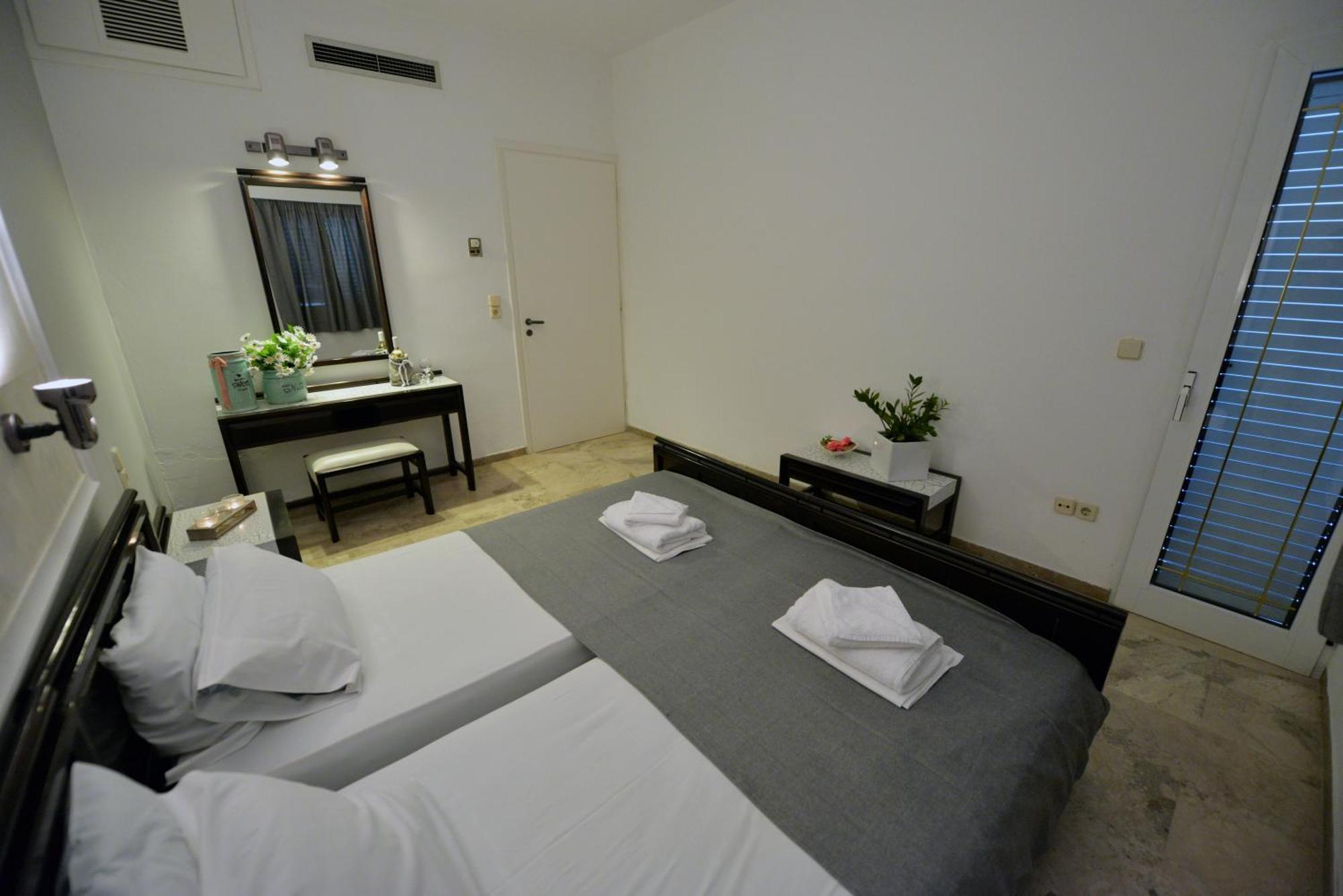 Hotel Anna Apartments Kokkini Hani Esterno foto