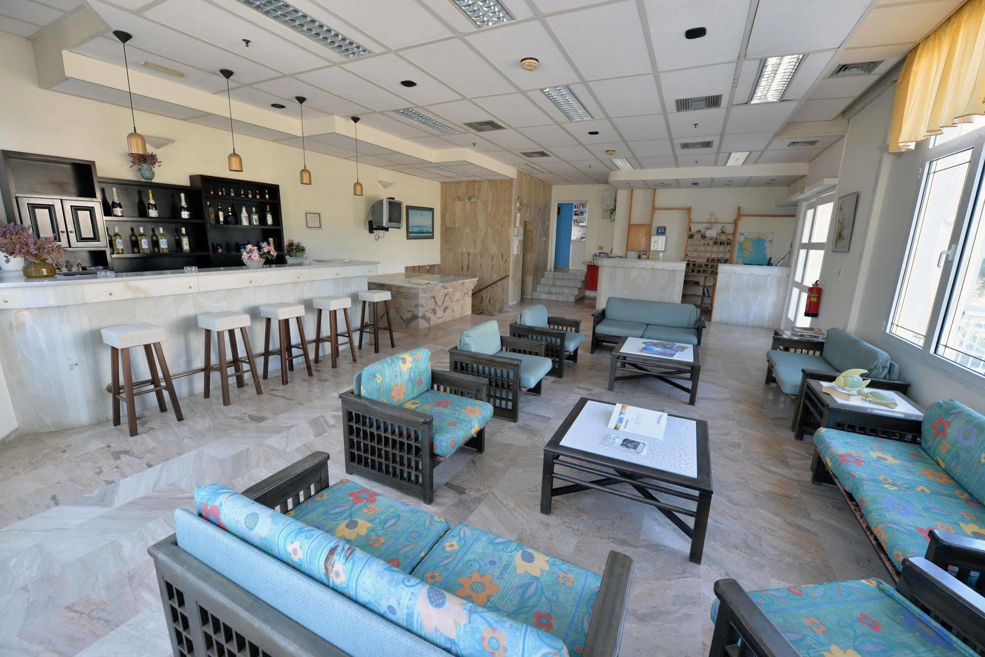 Hotel Anna Apartments Kokkini Hani Esterno foto